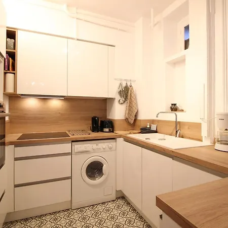 Mont-dore: T2, Centre, Ascenseur, Cuisine équipée, 4 Pers - Fr-1-608-262 * Le Mont-Dore